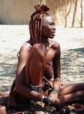 femme himba en namibie